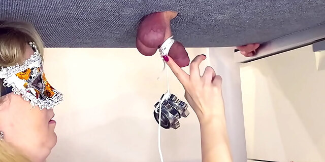 bdsm,bondage,femdom,girlfriend,kinky,molten,russian,sister,slut,table