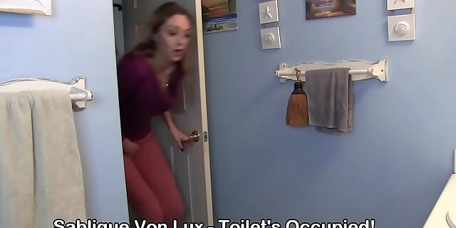 jeans,pissing